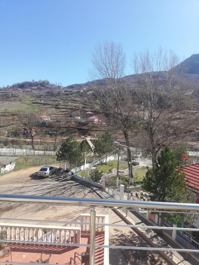 Home 12 Librazhet Εξωτερικό φωτογραφία