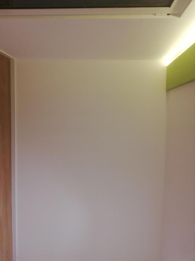 Home 12 Librazhet Εξωτερικό φωτογραφία